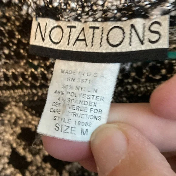 Notations Black and White Fitted Top Size M - Picture 2 of 3
